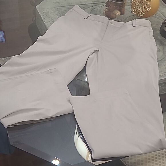 NIKE GOLF TECHNICAL PANTS NWOT 32 30 - Picture 2 of 8